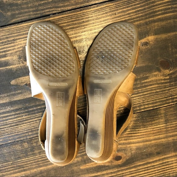 A2 Heelrest Aerosoles Comfort Brown Strapy Sandal Stacked Heel Woman’s 7.5 - Picture 10 of 10